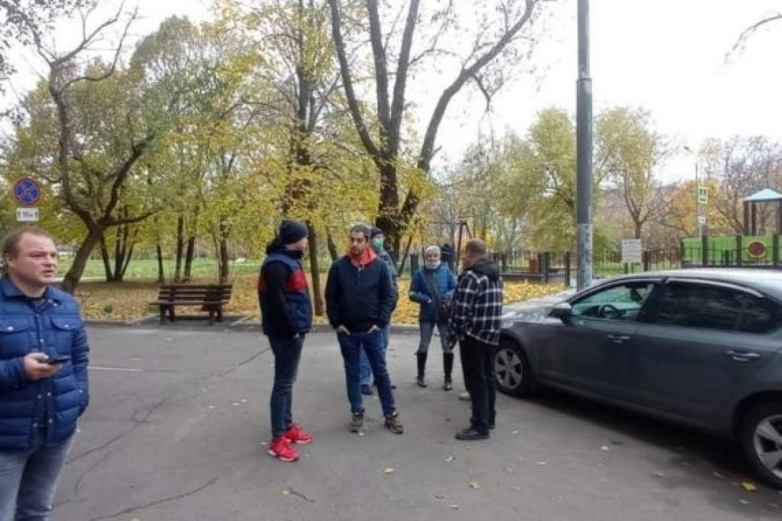 Обустройство пешеходного перехода проверили во время обхода депутаты Богородского