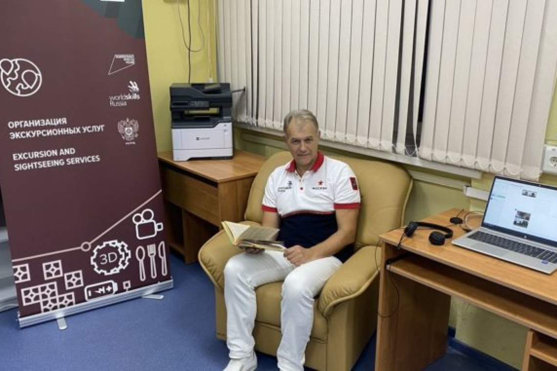 Вадим Попович из КИГМ 23 победил в чемпионате «Навыки мудрых» среди организаторов экскурсий