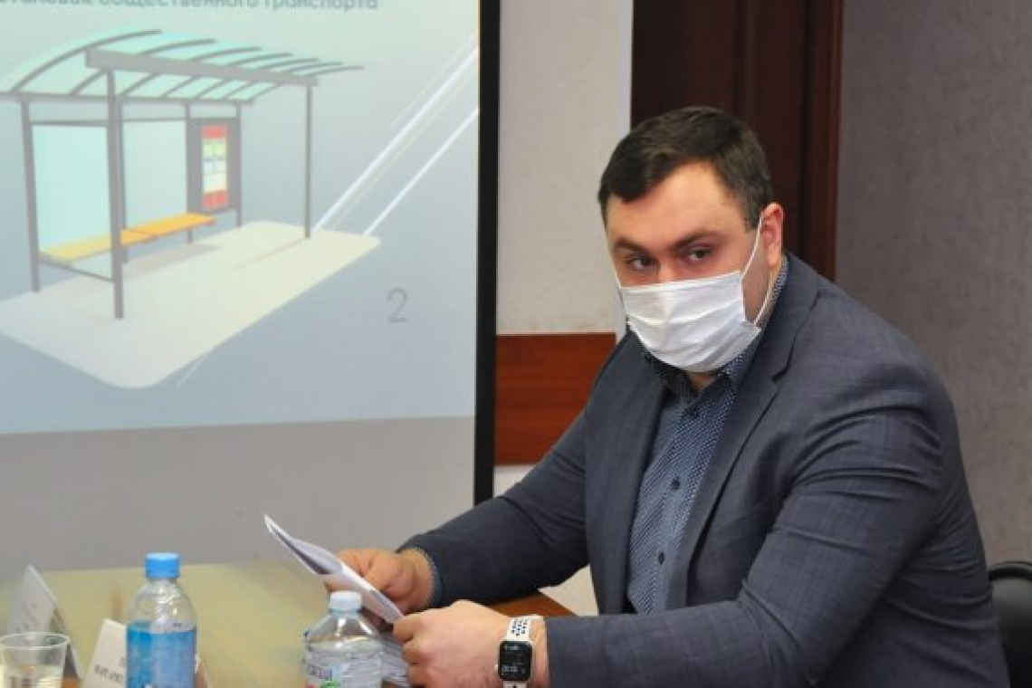 Уборка снега и капремонт. О чём депутаты Богородского спросили руководителя «Жилищника»
