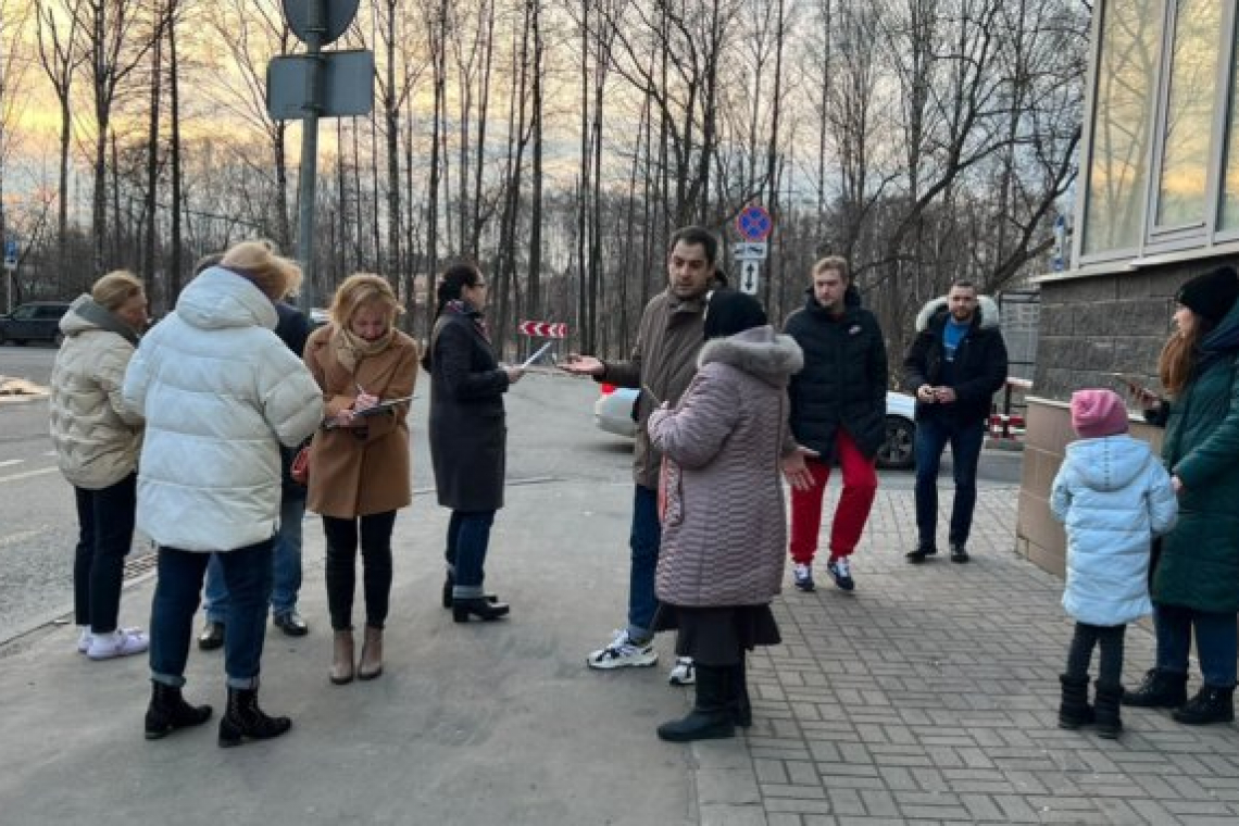 Сбор подписей за благоустройство тропинки организовали депутаты Богородского