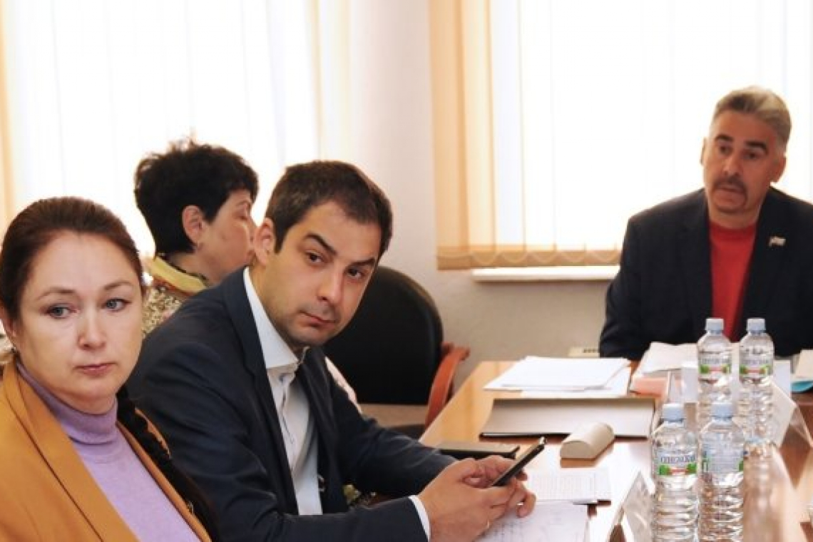 Два адреса благоустройства детских площадок согласовали депутаты МО Богородское