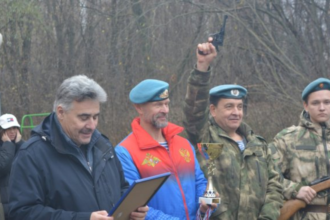Двадцать пять команд приняли участие в военно-патриотической игре «Традиции Победы»
