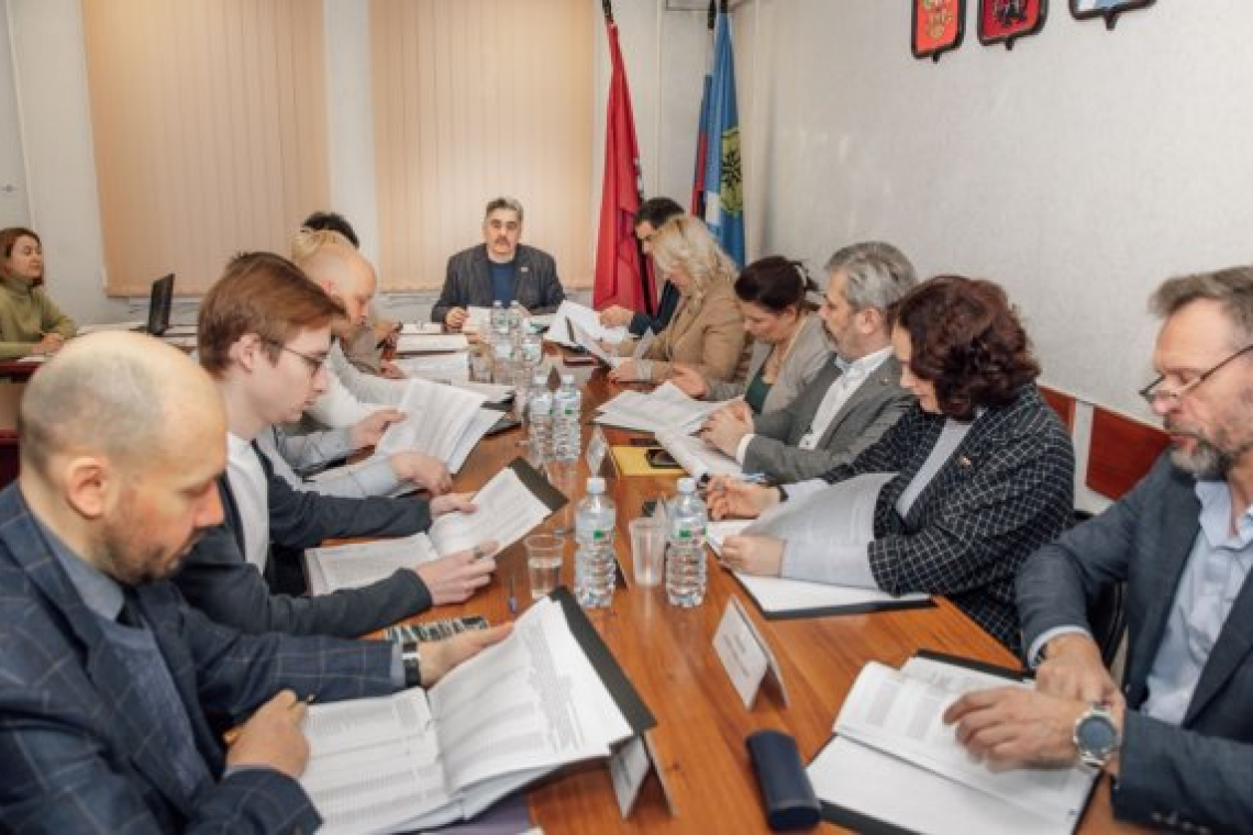 Внеочередное заседание провели депутаты Богородского