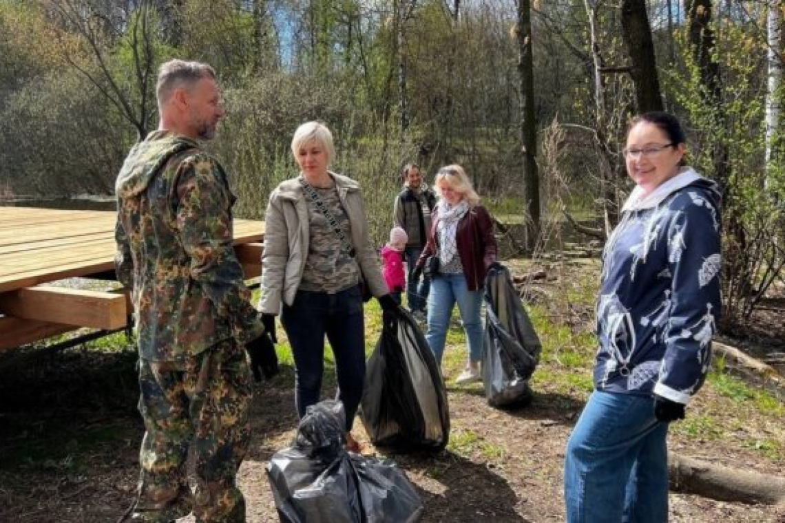 На берегах Казёнки депутаты Богородского навели порядок