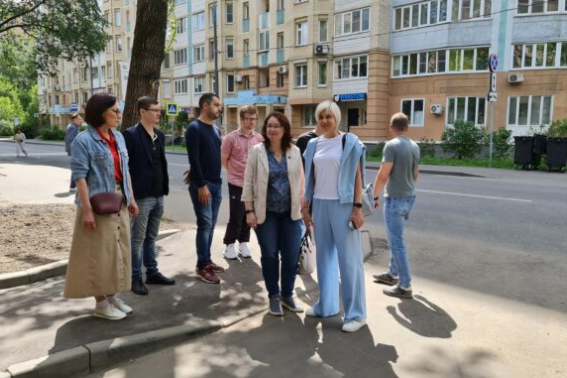 От дома 1, корп. 10 на Открытом шоссе начался обход района Богородское