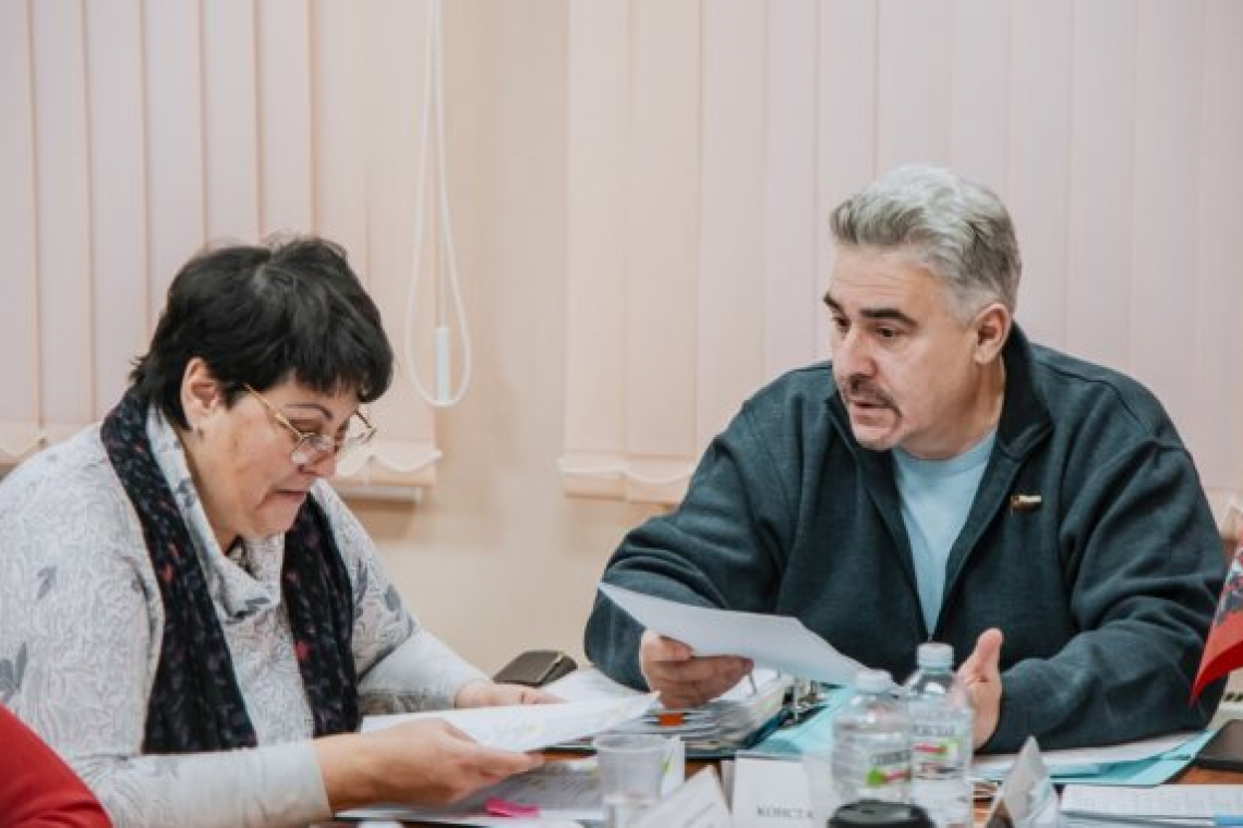 Елена Ланько ответила на все вопросы депутатов МО Богородское