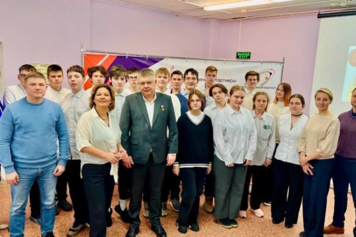 «Август. Восьмого»: фильм Джаника Файзиева показали в «Доме друзей»